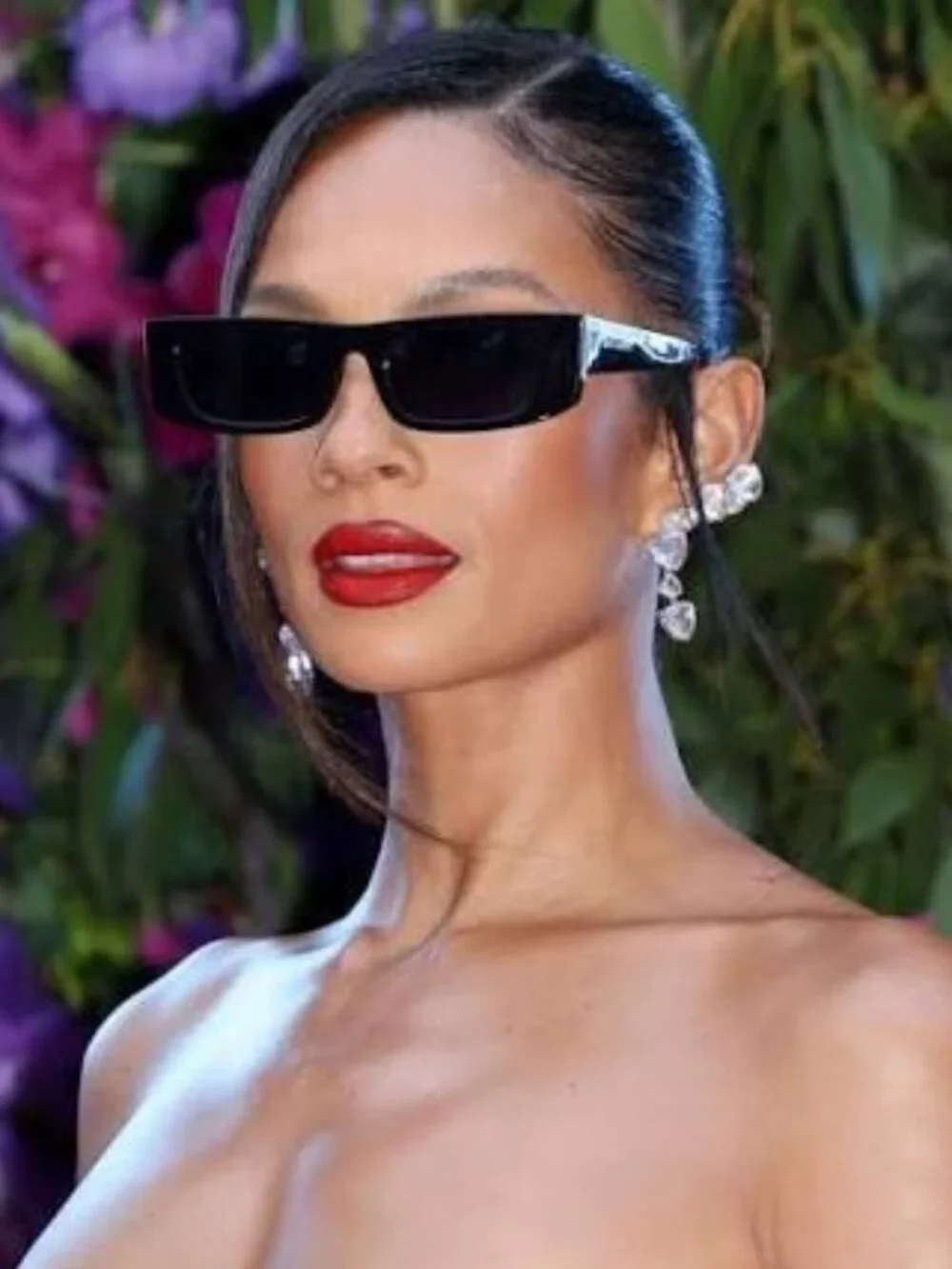 New Saint Laurent Black Sunglasses Saint Laurent SL553 001 Saint Laurent SL 553 001 Black Sunglasses - eye-oo.com main image 2